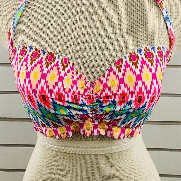 Womens 34D Victoria's Secret Getaway Halter Bikini Top Bright Aztec Underwire‎ - Picture 2 of 5
